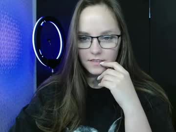 Nikamuur Chaturbate stream image from May 04, 2025