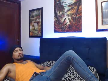 Playblackfireboy Chaturbate stream image from May 04, 2025