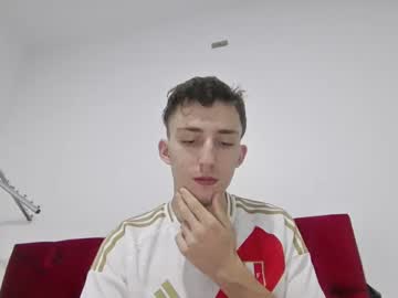 Nicodavis Chaturbate stream image from May 04, 2025