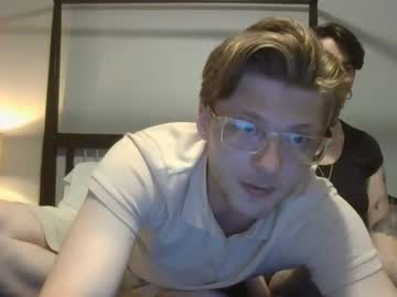Ournaughtyside Chaturbate stream image from May 04, 2025