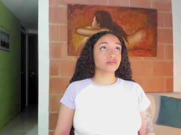 Muffin_Blue Chaturbate stream image from May 04, 2025