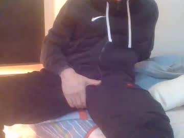 Andresitoo940605 Chaturbate stream image from May 04, 2025