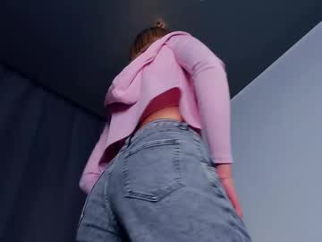 Petragrundy Chaturbate stream image from May 04, 2025