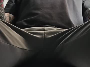 Tattooedjayy Chaturbate stream image from May 04, 2025