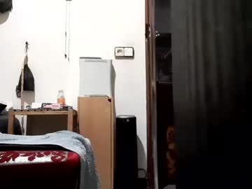 Chapy38 Chaturbate stream image from May 04, 2025