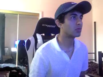 Cinnabun99 Chaturbate stream image from May 04, 2025