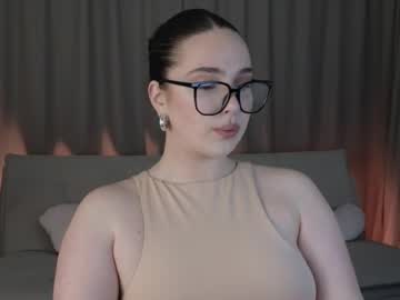 Rileycore Chaturbate stream image from May 04, 2025