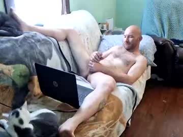 Mightymeatmallet Chaturbate stream image from May 04, 2025