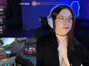 Moaning___Lisa Chaturbate stream image from May 04, 2025
