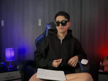 Troye_Lex Chaturbate stream image from May 04, 2025