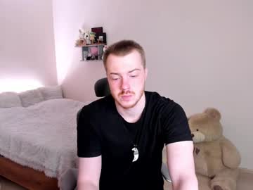 2wild2passion Chaturbate stream image from May 04, 2025