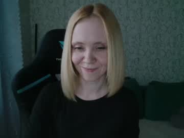 Angelcarly32 Chaturbate stream image from May 04, 2025