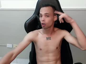 Papi_Flaco_ Chaturbate stream image from May 04, 2025