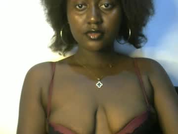 Sexyhot_Chocoxxx Chaturbate stream image from May 04, 2025