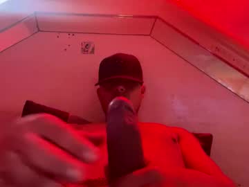 Tu_Pai31 Chaturbate stream image from May 04, 2025