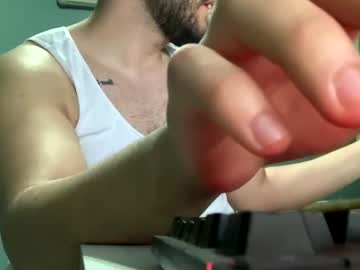 Friends_Str8 Chaturbate stream image from May 04, 2025