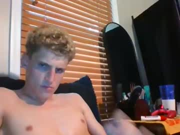 Yourbitch1762 Chaturbate stream image from May 04, 2025