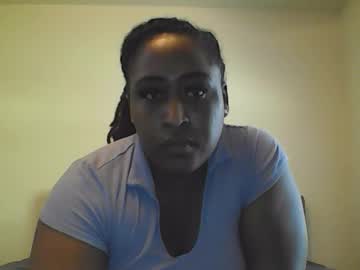 Creamalot860873 Chaturbate stream image from May 04, 2025