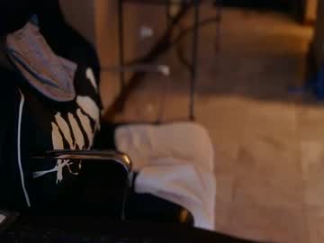 Jtotheob Chaturbate stream image from May 04, 2025