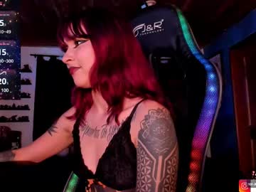 Mavis_Fuentes Chaturbate stream image from May 05, 2025
