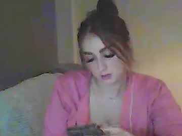 Irishcherry Chaturbate stream image from May 05, 2025