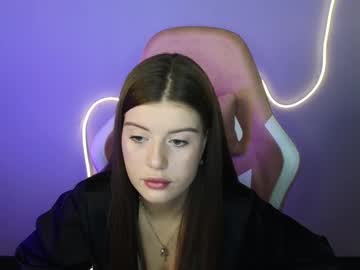 M1leyevans Chaturbate stream image from May 05, 2025