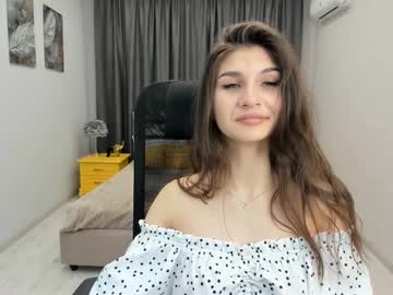 Nicolewerti Chaturbate stream image from May 05, 2025