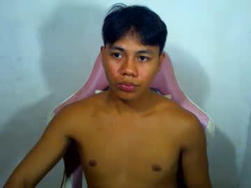 Asianhard123 Chaturbate stream image from May 05, 2025