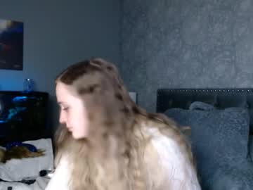 Casey_Springs Chaturbate stream image from May 05, 2025