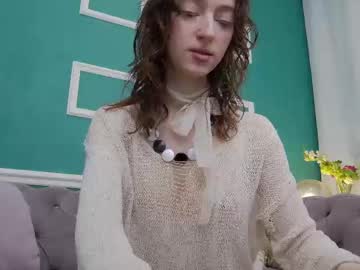 Prettie_Girl Chaturbate stream image from May 05, 2025
