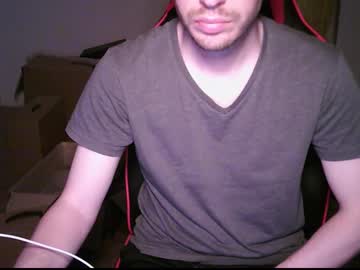 Zyriosben Chaturbate stream image from May 05, 2025