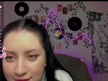 Dearaurora Chaturbate stream image from May 05, 2025