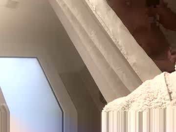 Idkwhattowatch Chaturbate stream image from May 05, 2025