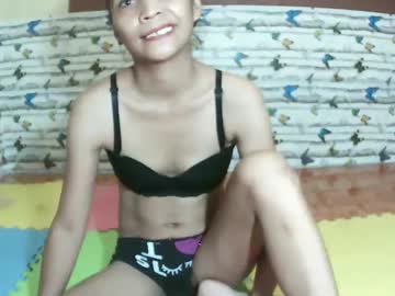 Yummysexyhardnipple08 Chaturbate stream image from May 05, 2025