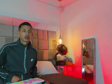 Hansel_Y_Greteel Chaturbate stream image from May 05, 2025