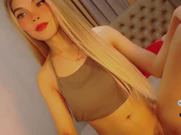 Bella_Tara Chaturbate stream image from May 05, 2025