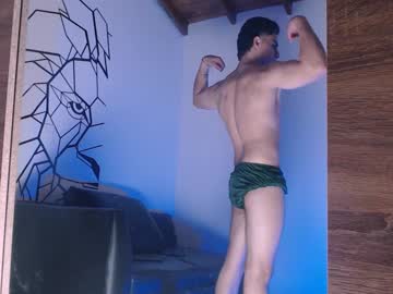 Derek_Greey Chaturbate stream image from May 05, 2025