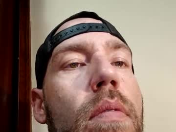 Icyfucktoy Chaturbate stream image from May 05, 2025
