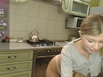 Ivyyyysummer Chaturbate stream image from May 05, 2025