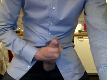 Nixomuc Chaturbate stream image from May 05, 2025