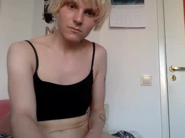 Transsigne Chaturbate stream image from May 05, 2025