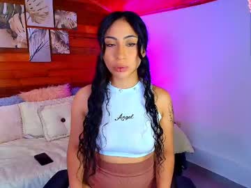 Amber_Curly Chaturbate stream image from May 05, 2025