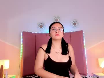 Bella_Cb Chaturbate stream image from May 05, 2025