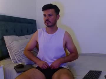 Cedrixx10 Chaturbate stream image from May 05, 2025