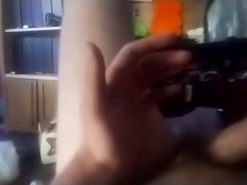 Cumzzxx123123 Chaturbate stream image from May 05, 2025
