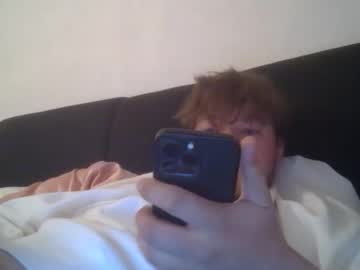 Makemehappy05 Chaturbate stream image from May 05, 2025