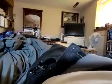 Hawkfan1888 Chaturbate stream image from May 05, 2025