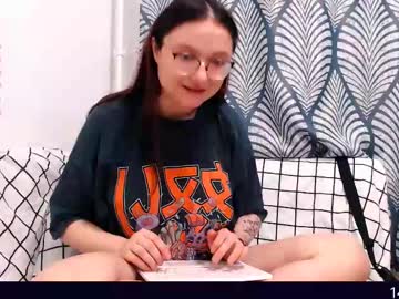 Me_Hanna Chaturbate stream image from May 05, 2025