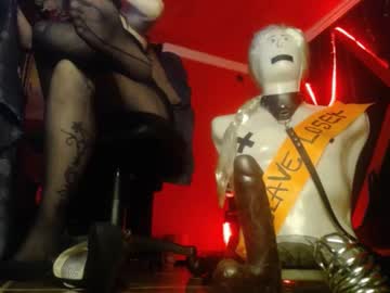 Nathalyy_Fox Chaturbate stream image from May 05, 2025
