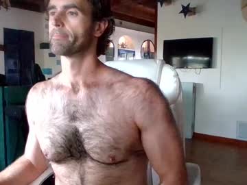 Cmpeng_3 Chaturbate stream image from May 05, 2025